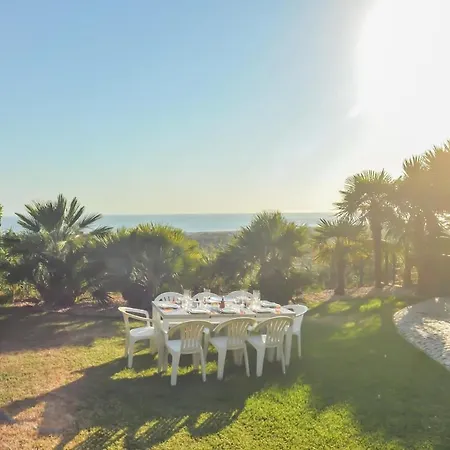 Luxury - Swimming Pool & Ocean View فيلة